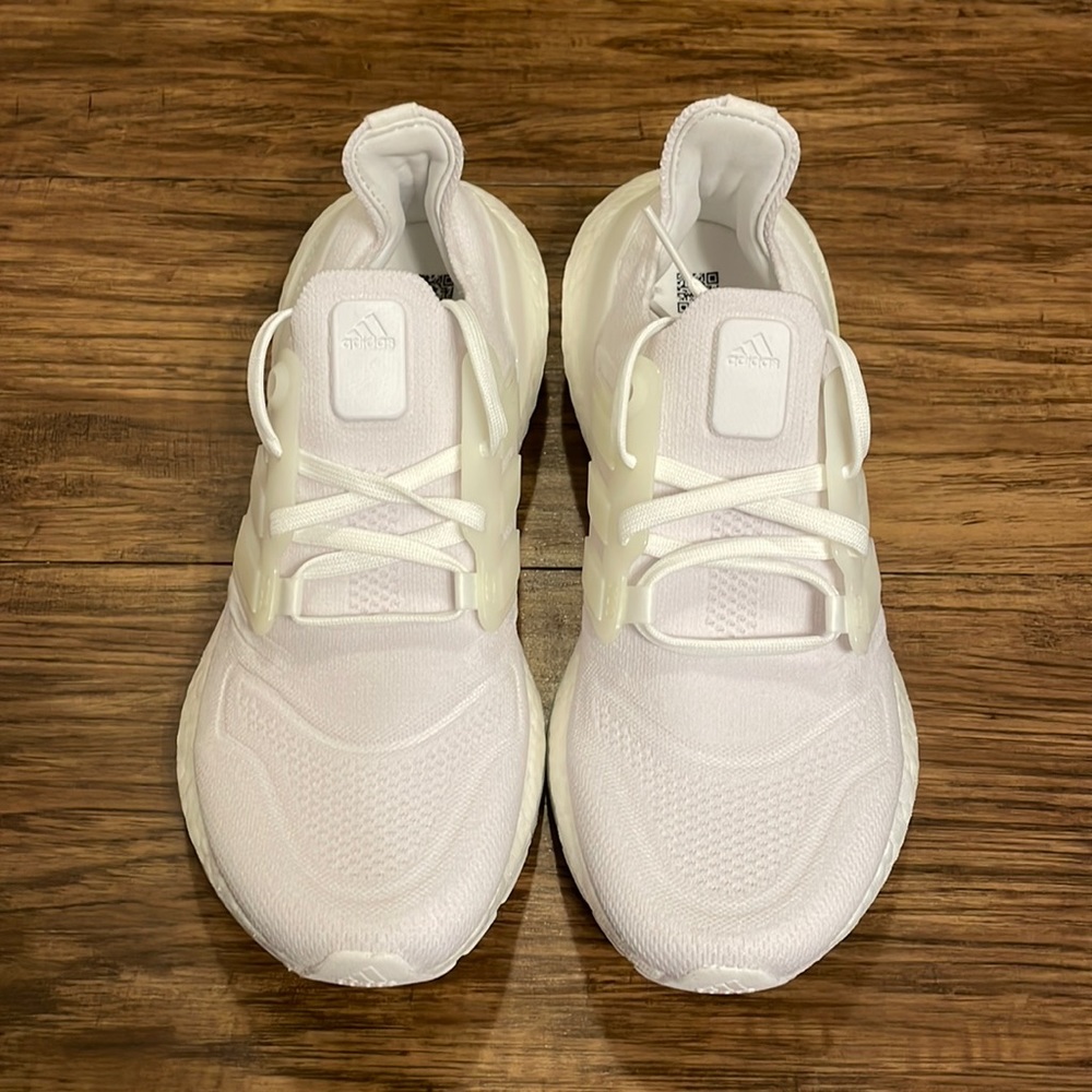 Adidas Ultraboost 22